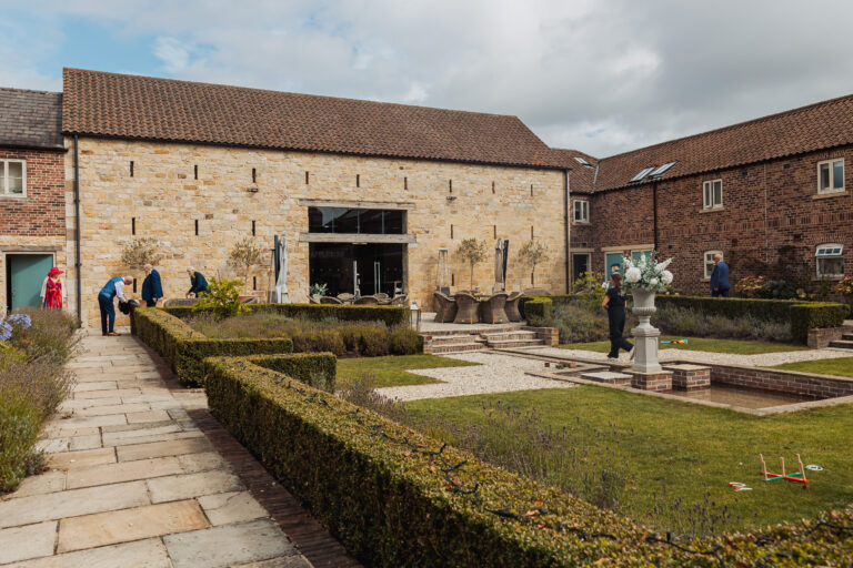 Priory Barn & Cottages