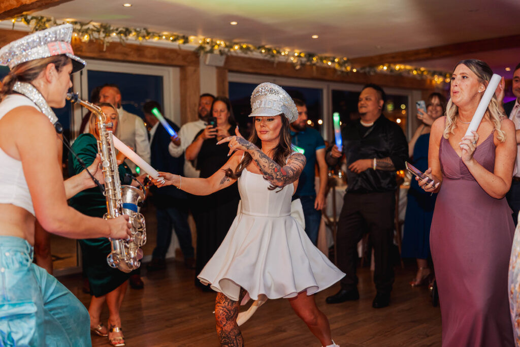 Ellie_Sax_Wedding (15)