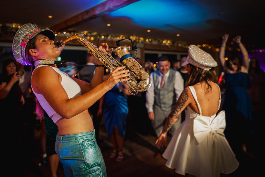 Ellie_Sax_Wedding (16)