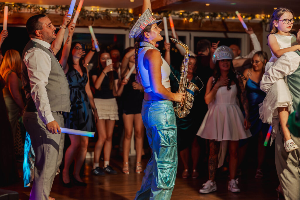 Ellie_Sax_Wedding (28)