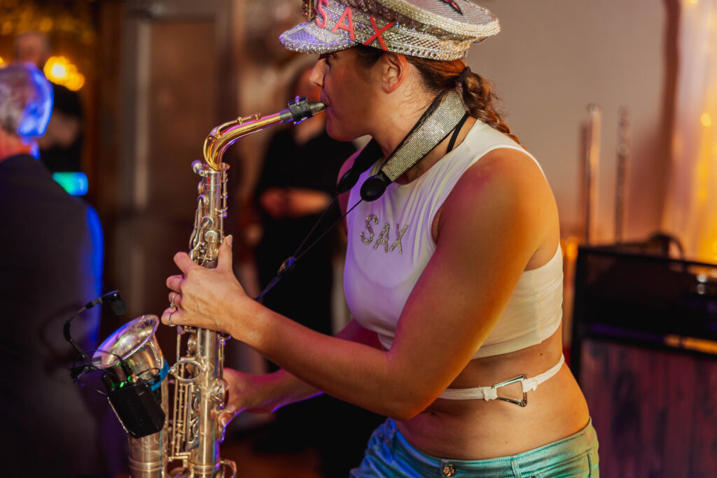 Ellie_Sax_Wedding (31)