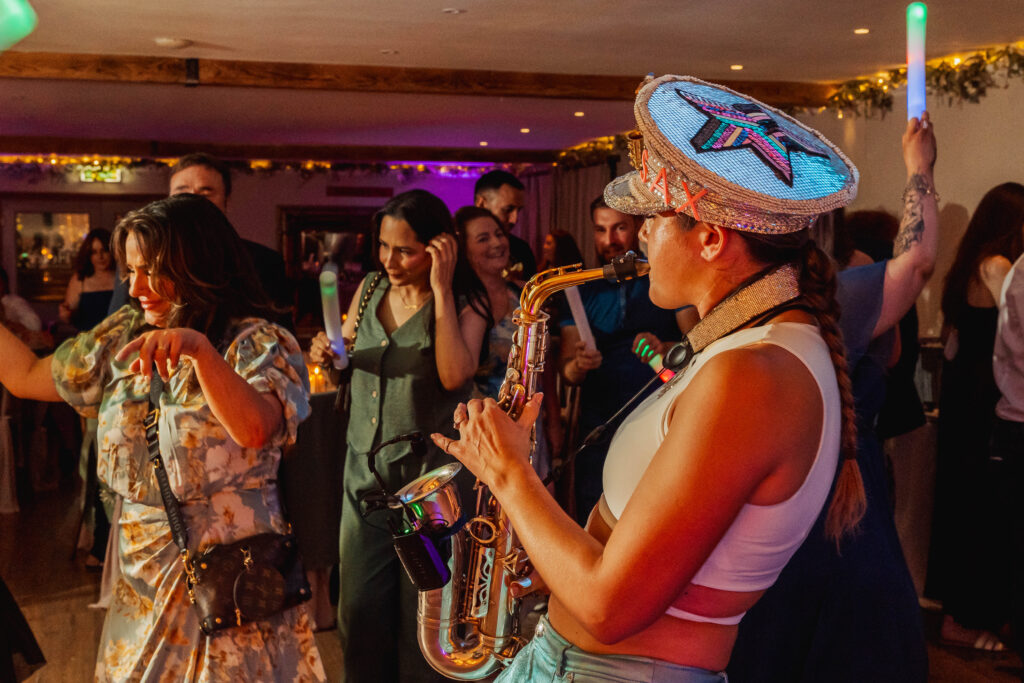 Ellie_Sax_Wedding (36)